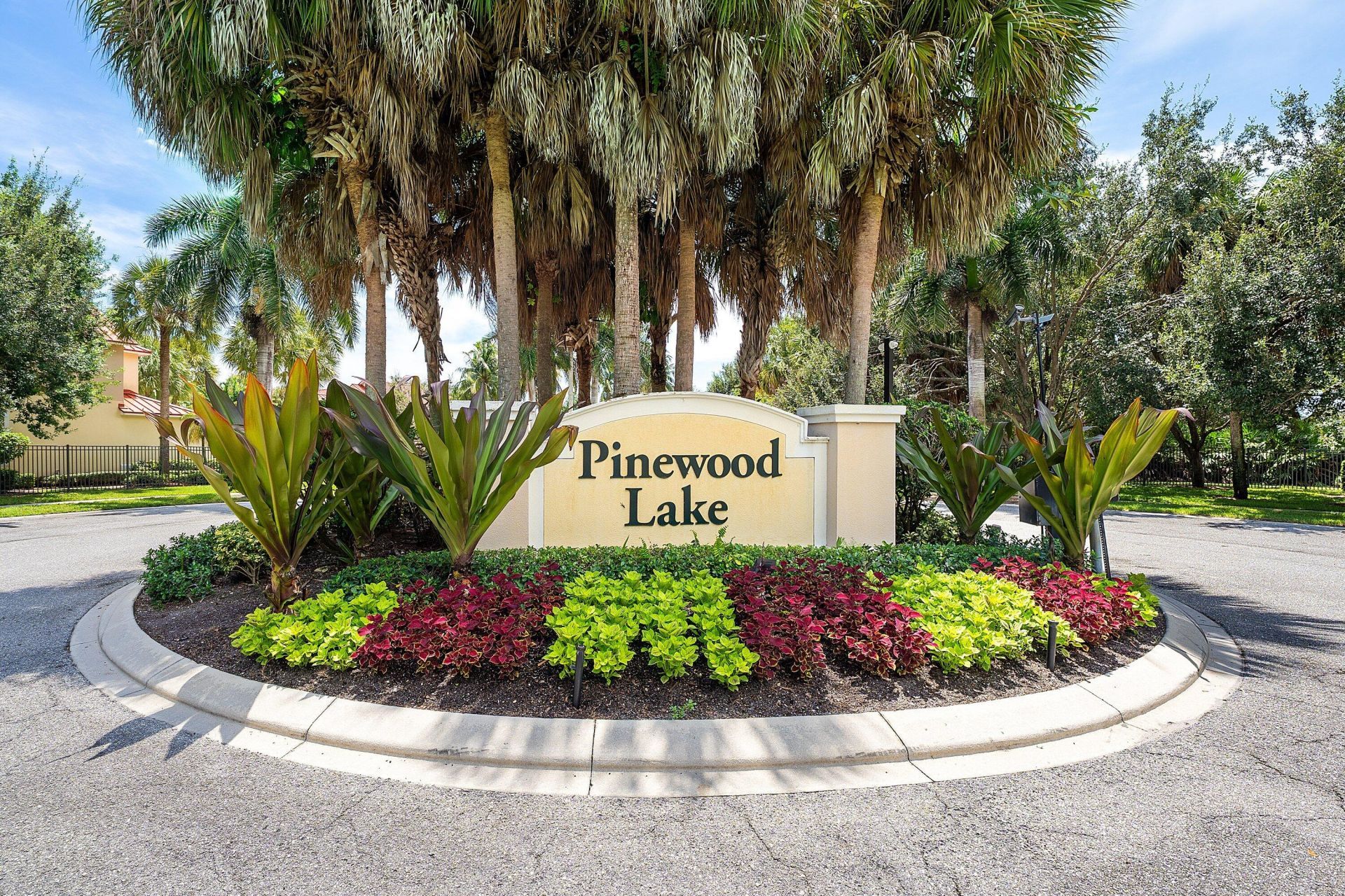 1182 Pinewood Lake Court, Greenacres, FL 33415 Photo