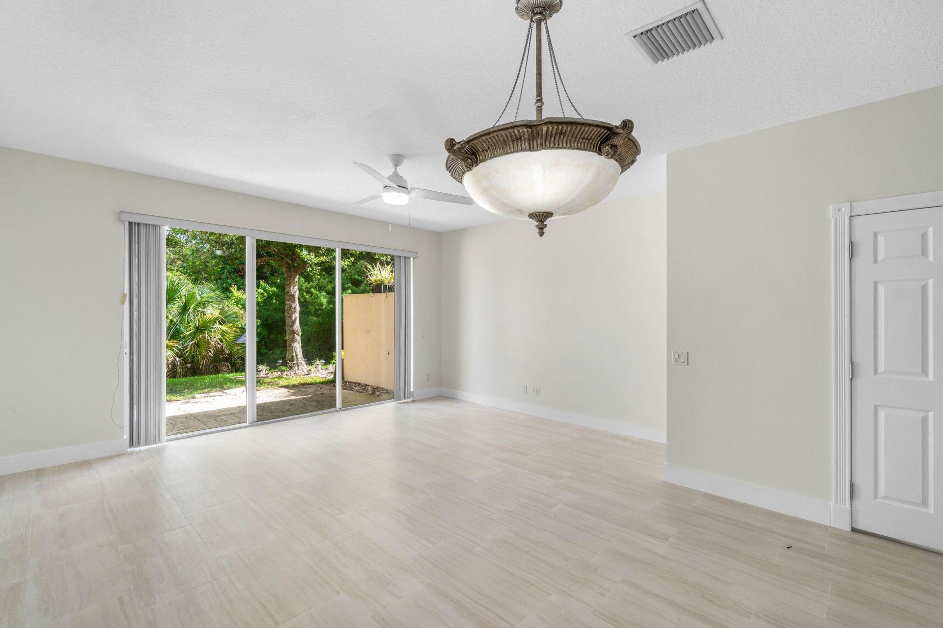1182 Pinewood Lake Court, Greenacres, FL 33415 Photo