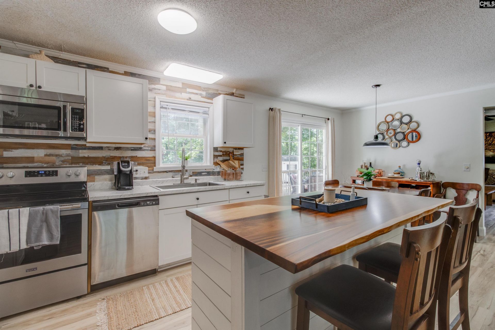 160 Woodside Road Photo 11