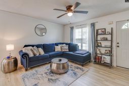 160 Woodside Road photo 4