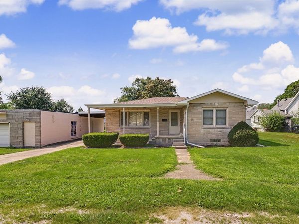 109 S Wood Street , Gibson City, IL 60936