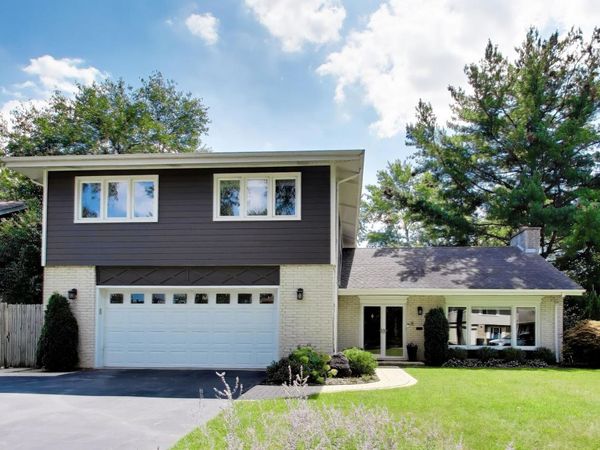 1919 Sunnyside Circle, Northbrook, IL 60062