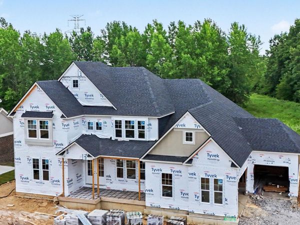 6773 Woodedge Lane , Hilliard, OH 43026
