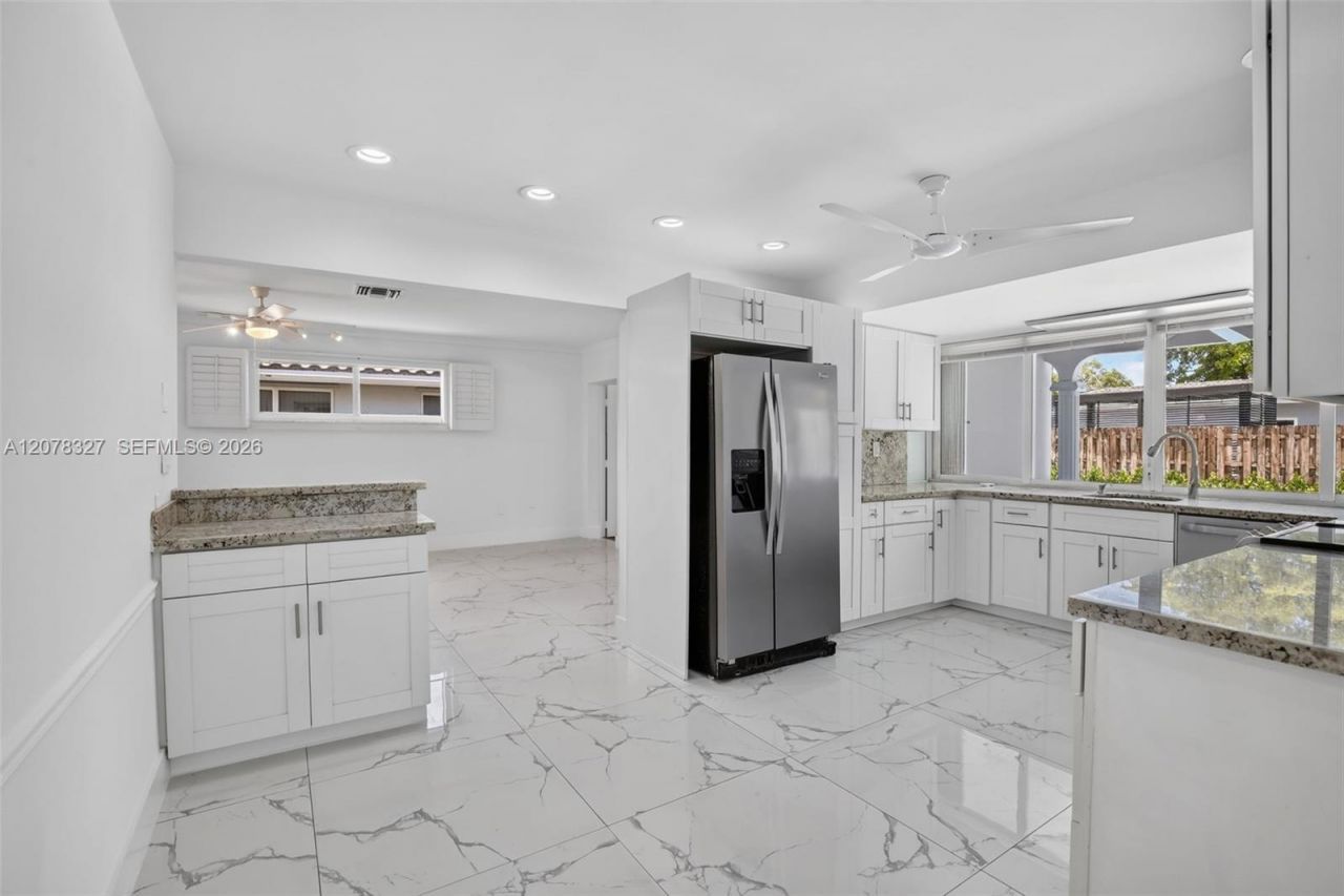 3661 N 52nd Ave, Hollywood, FL 33021 Photo