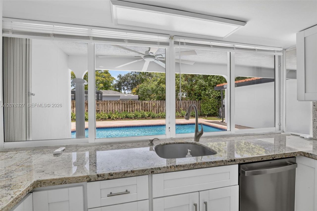 3661 N 52nd Ave, Hollywood, FL 33021 Photo