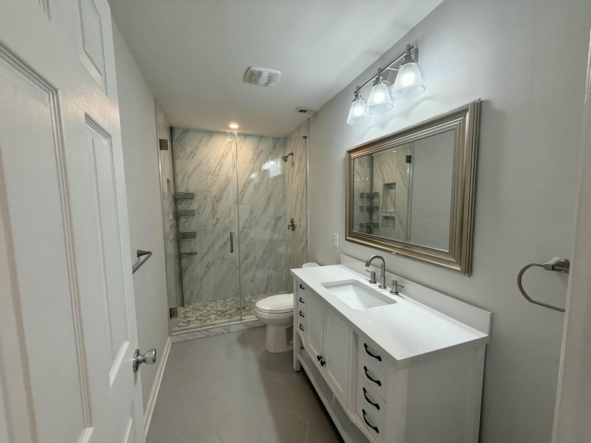 1104 Langdoc Street Photo 4