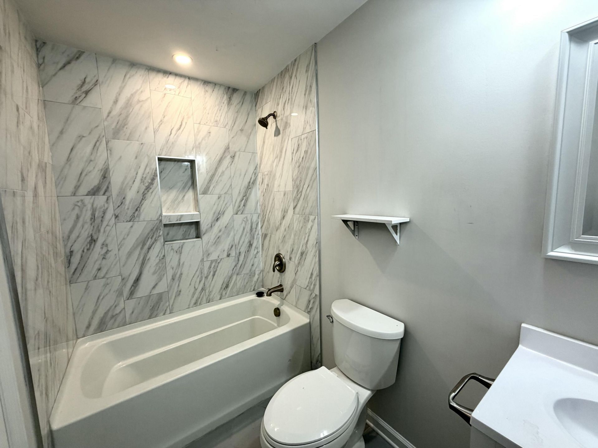 1104 Langdoc Street Photo 6