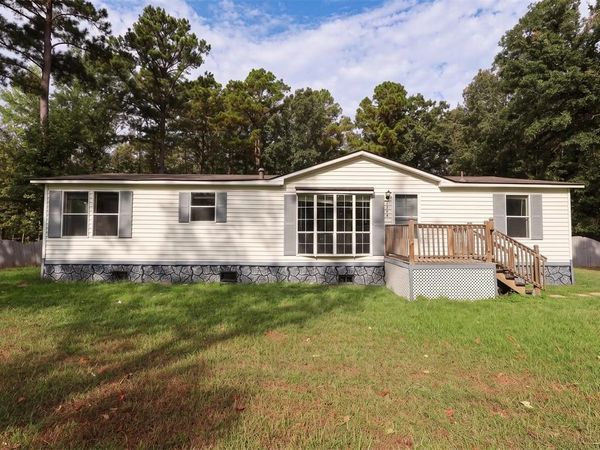 1304 Hollow Oaks Lane, Shreveport, LA 71107