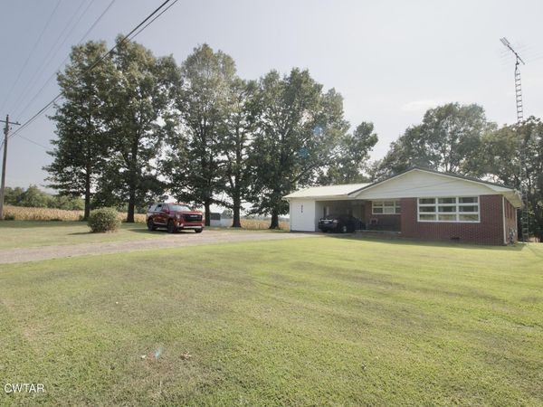 352 Milan Highway, Trenton, TN 38382