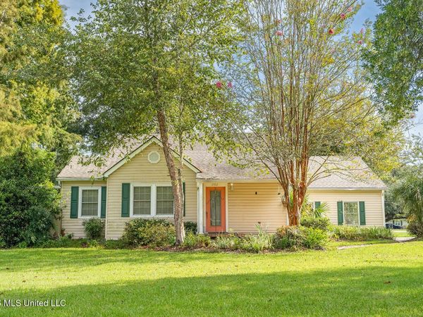 1302 Goodyear Boulevard, Picayune, MS 39466