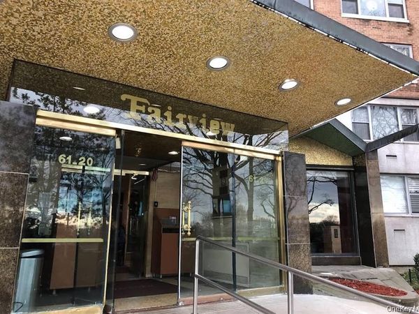 61-20 Grand Central Parkway , Unit C 905, Forest Hills, NY 11375