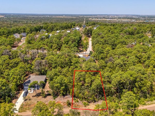 168 Molokini DR, Bastrop, TX 78602