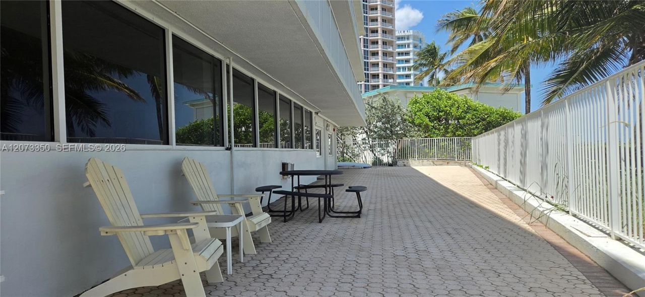 1480 S Ocean Blvd, Unit 116, Lauderdale by the Sea, FL 33062 Photo