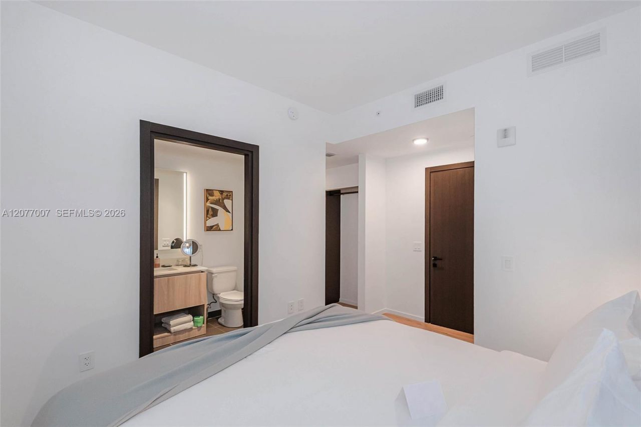 398 NE 5th, Unit 4118, Miami, FL 33132 Photo