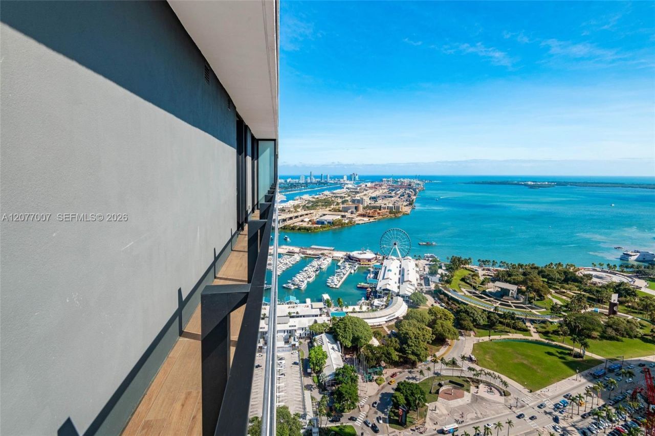 398 NE 5th, Unit 4118, Miami, FL 33132 Photo