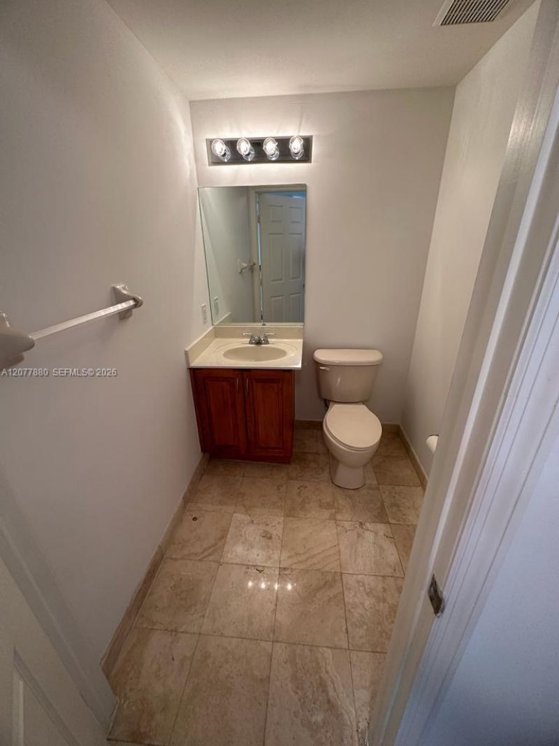 215 SW 42nd Ave , Unit PH11, Miami, FL 33134 Photo