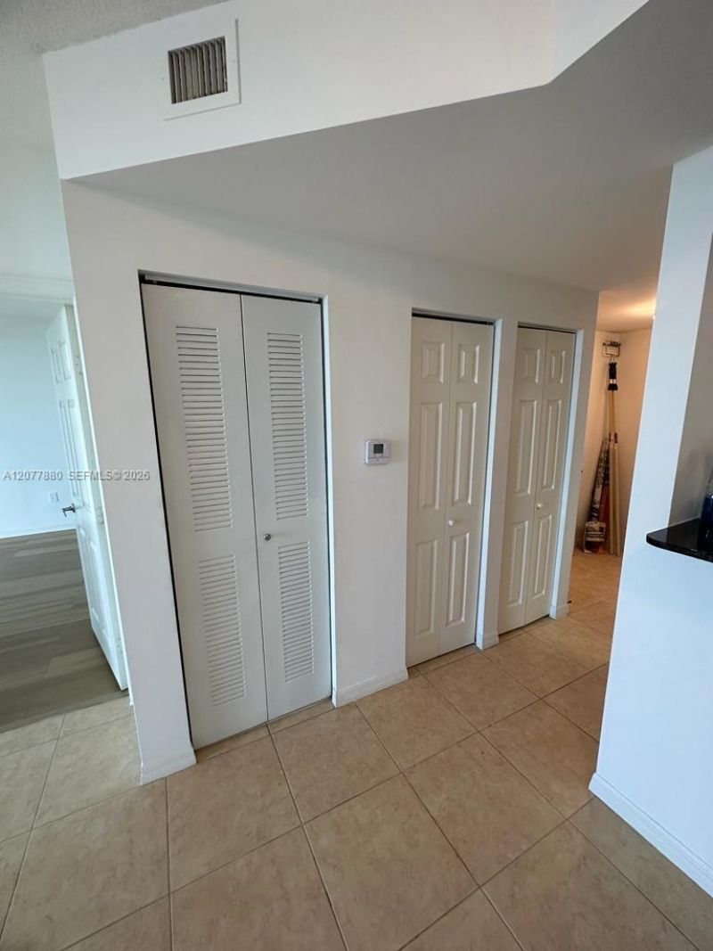215 SW 42nd Ave , Unit PH11, Miami, FL 33134 Photo