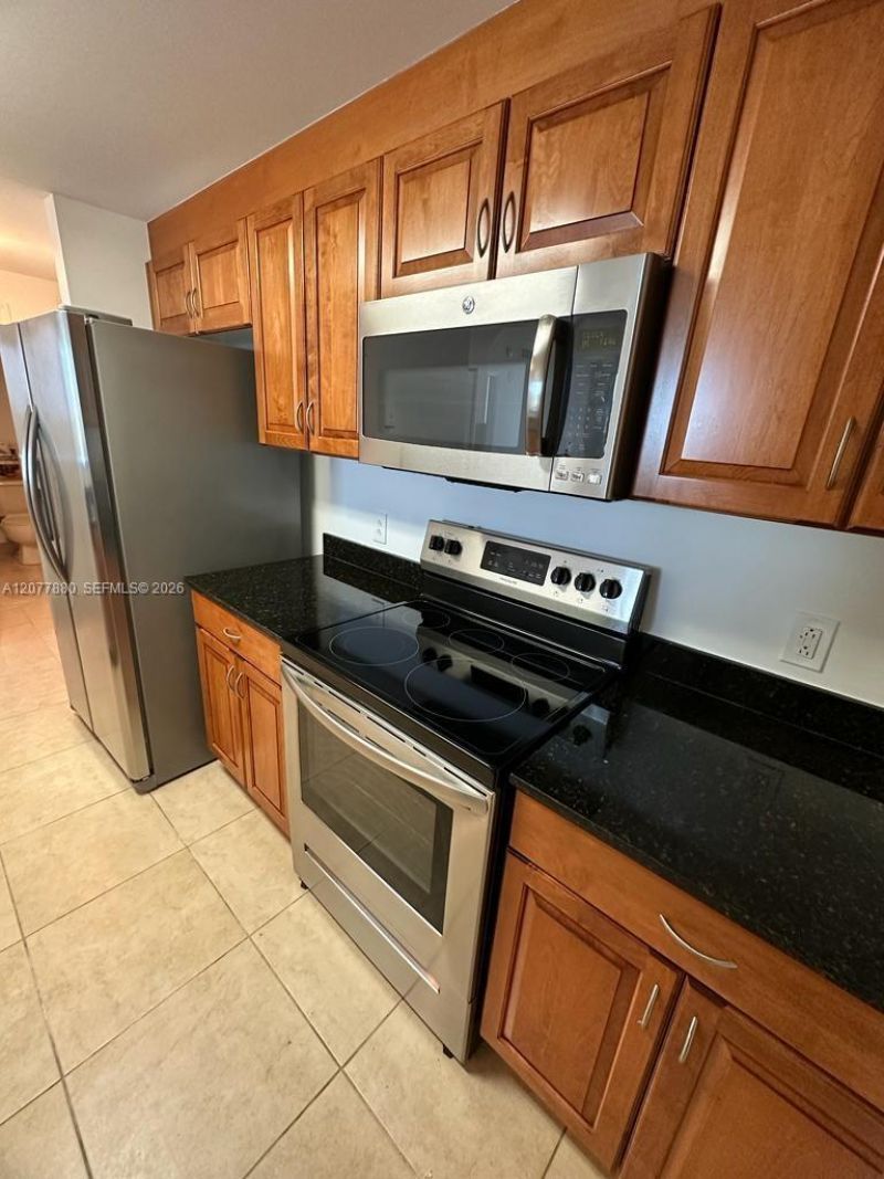215 SW 42nd Ave , Unit PH11, Miami, FL 33134 Photo