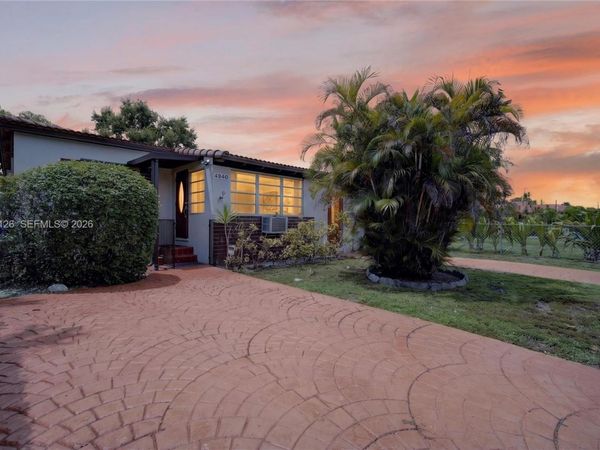 4940 SW 5th Ter, Miami, FL 33134