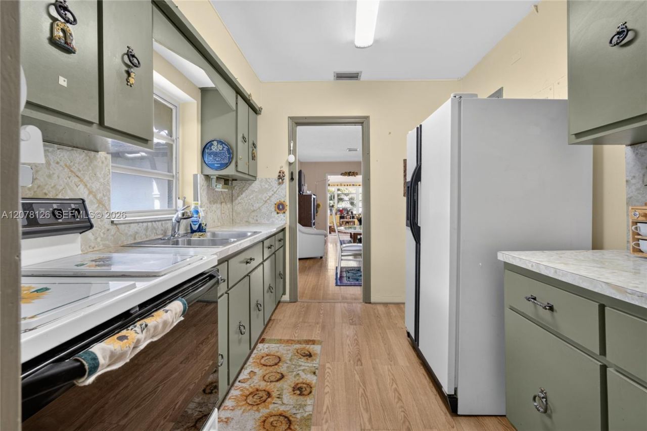 4940 SW 5th Ter , Miami, FL 33134 Photo