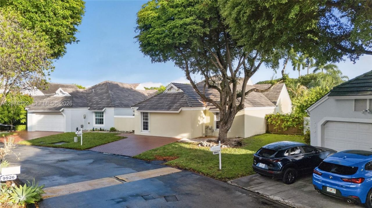9943 NW 47th Ter, Doral, FL 33178 Photo