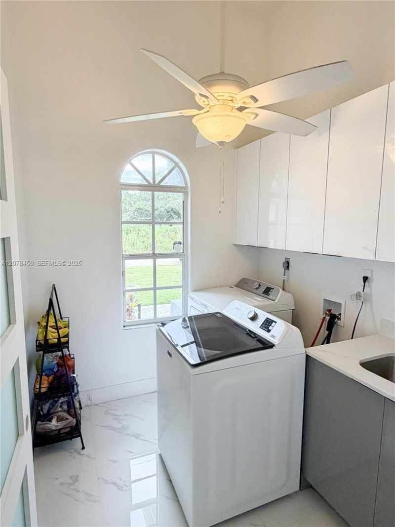405 Mc Kinley , Lehigh Acres, FL 33972 Photo