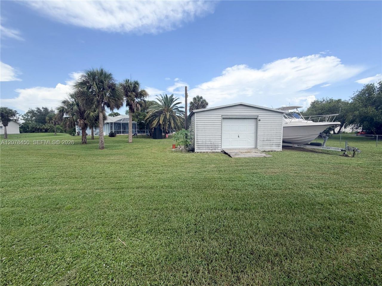 405 Mc Kinley , Lehigh Acres, FL 33972 Photo