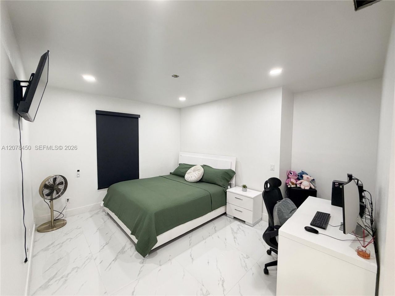 405 Mc Kinley , Lehigh Acres, FL 33972 Photo