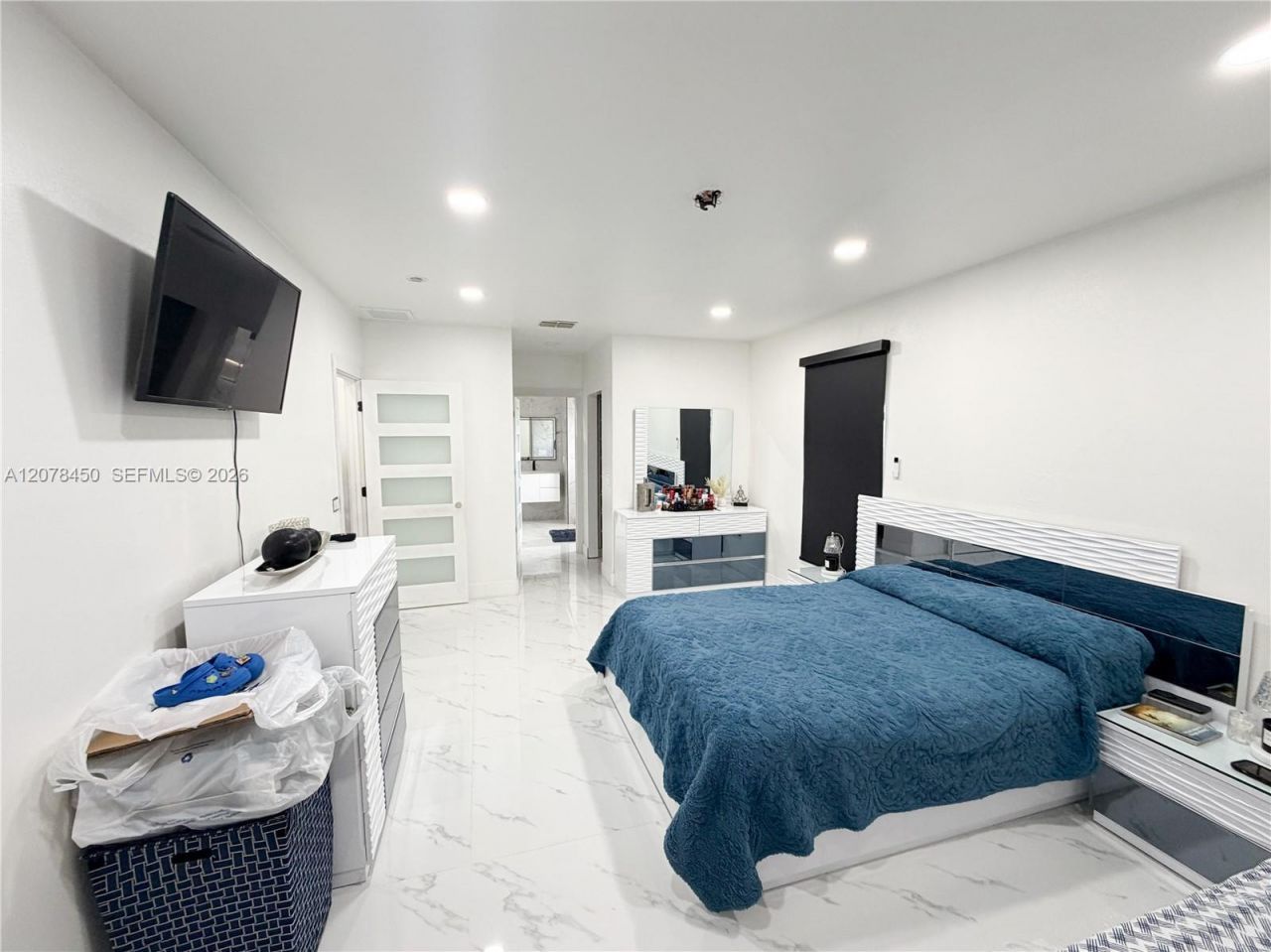 405 Mc Kinley , Lehigh Acres, FL 33972 Photo