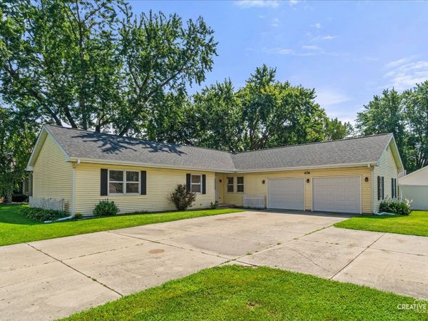 476 LaSalle Drive , Lake Holiday, IL 60552