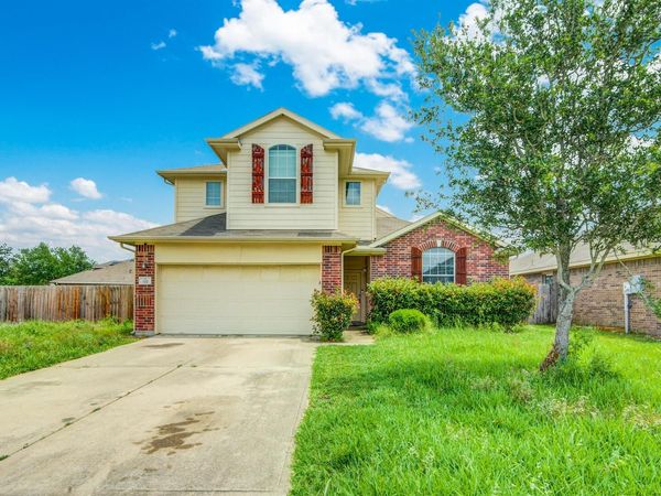122 Bright Brook Lane, Dickinson, TX 77539