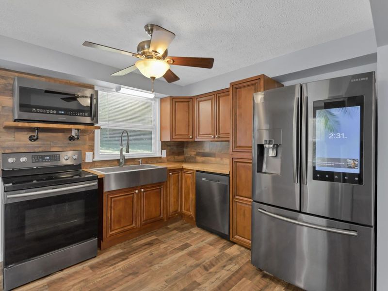 540 Huron Drive W, Heath, OH 43056 Photo 20