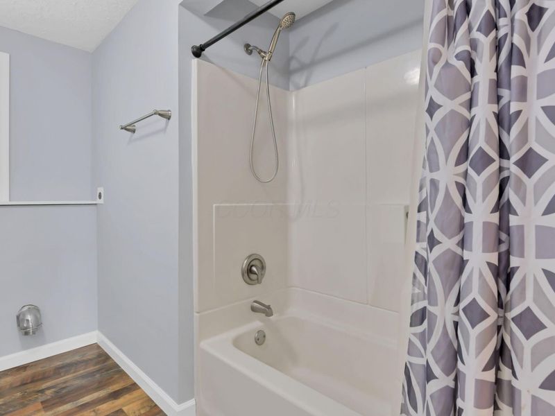 540 Huron Drive W, Heath, OH 43056 Photo 33