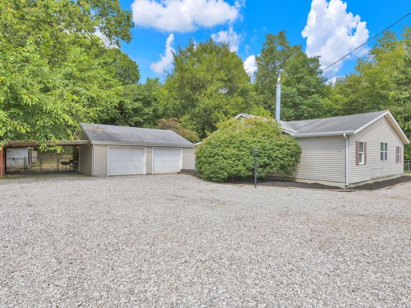 540 Huron Drive W, Heath, OH 43056 Photo 4