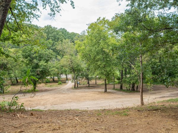 5049 Miller Lake Rd , Culleoka, TN 38451
