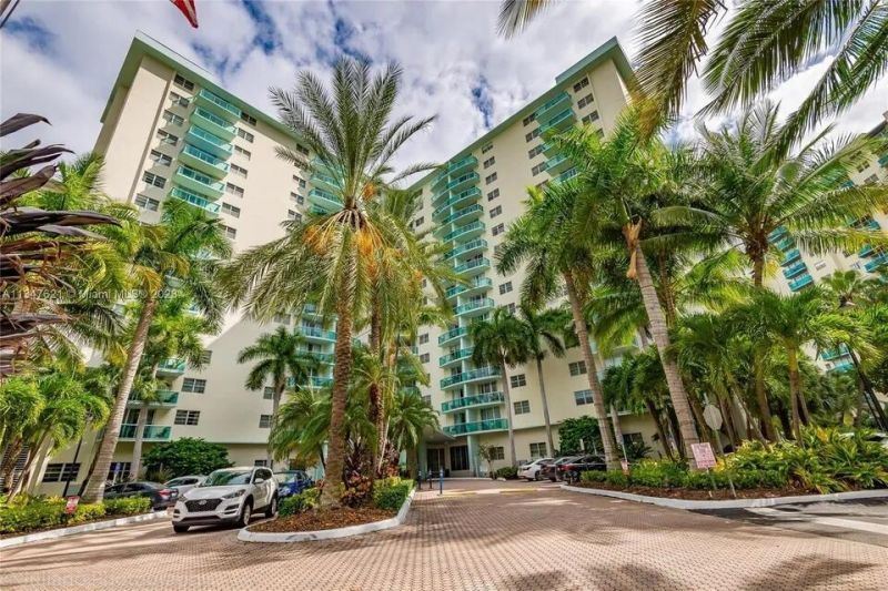 3901 S Ocean Drive, Unit 2H, Hollywood, FL 33019 Photo