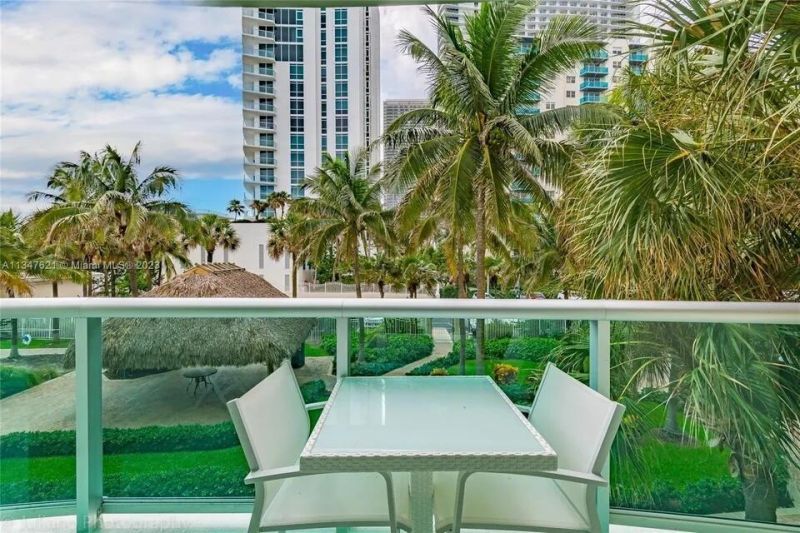 3901 S Ocean Drive, Unit 2H, Hollywood, FL 33019 Photo