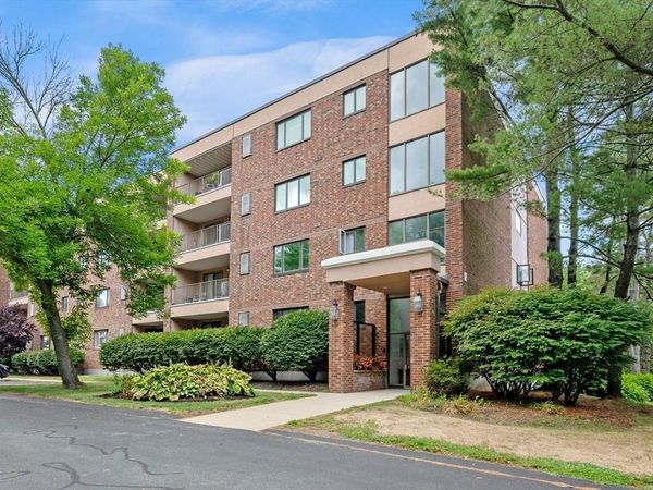 12 Ledgewood Way, Unit 16, Peabody, MA 01960