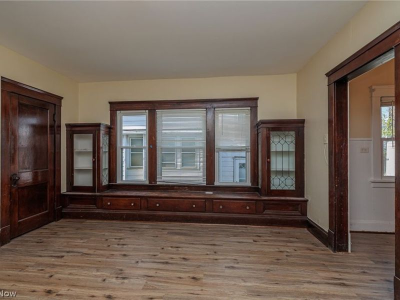 2215 W 101st Street, Cleveland, OH 44102 Photo 11