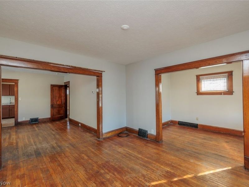 2215 W 101st Street, Cleveland, OH 44102 Photo 21