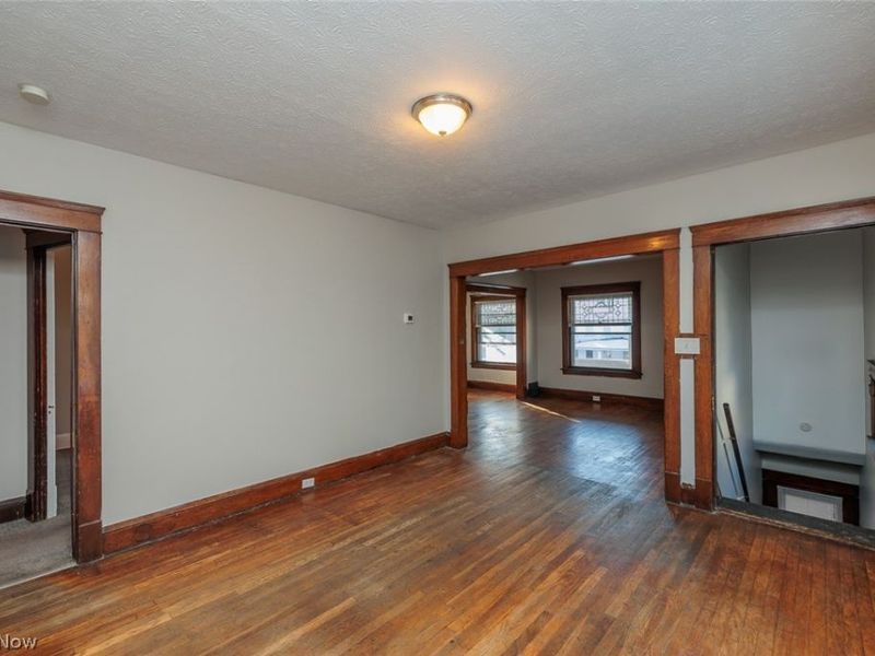 2215 W 101st Street, Cleveland, OH 44102 Photo 29
