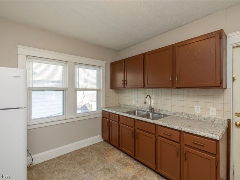 2215 W 101st Street, Cleveland, OH 44102 Photo 31