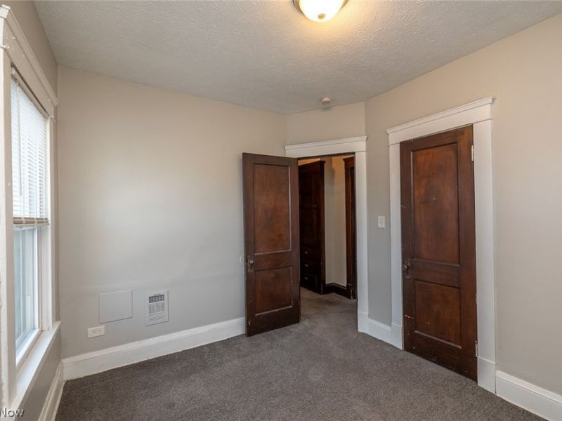 2215 W 101st Street, Cleveland, OH 44102 Photo 35