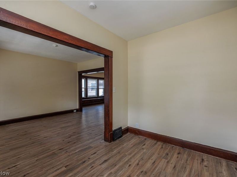 2215 W 101st Street, Cleveland, OH 44102 Photo 7