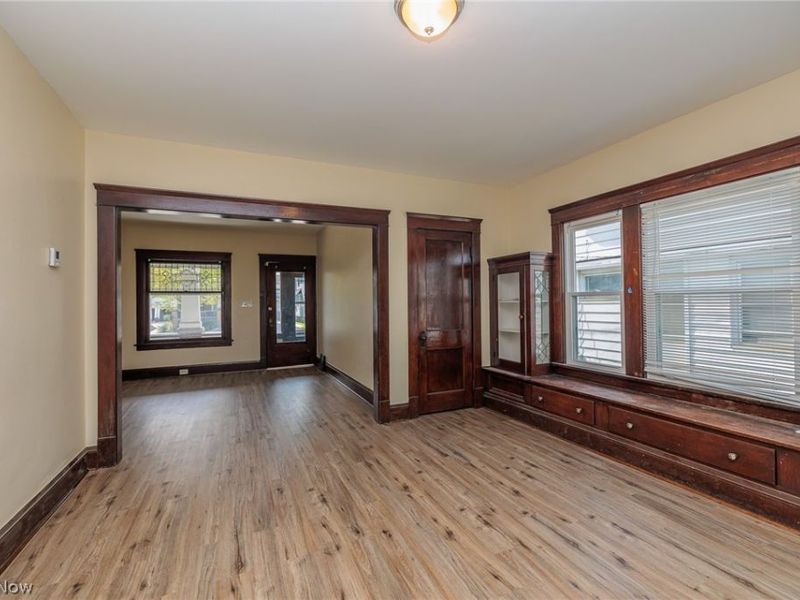 2215 W 101st Street, Cleveland, OH 44102 Photo 9