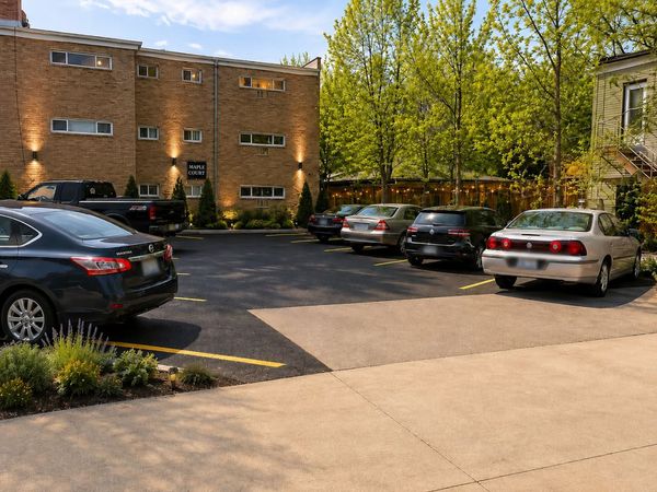 1120 Greenleaf Avenue, Unit D, Wilmette, IL 60091