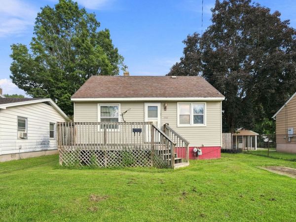 1306 13th Avenue , Sterling, IL 60181