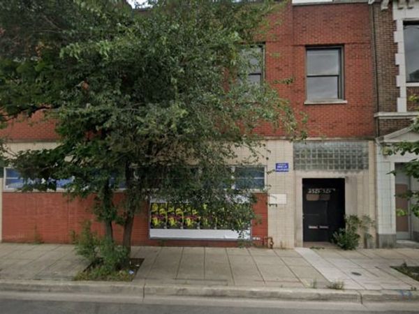 3319 W Fullerton Avenue, Chicago, IL 60647