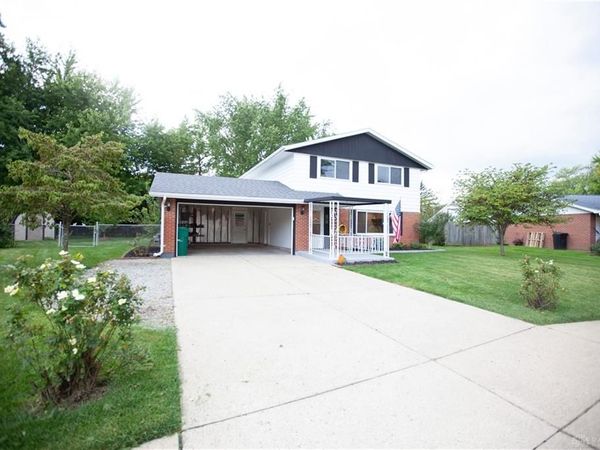 6 Danzig Lane, Fairborn, OH 45324
