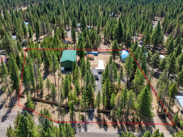 17661 Suza Court, La Pine, OR 97739